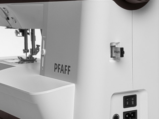 Pfaff creative ambition 640_Govic-company-d