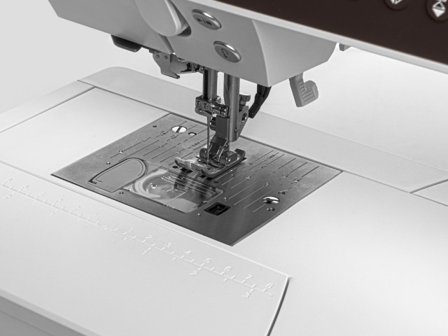 Pfaff creative ambition 640_Govic-company-e