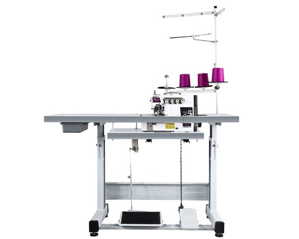 Industrijski overlock TEXI QUATTRO 1F s 4 konca i 2 igle, šav širine do 6 mm